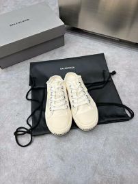 Picture of Balenciaga Shoes Women _SKUfw113744626fw